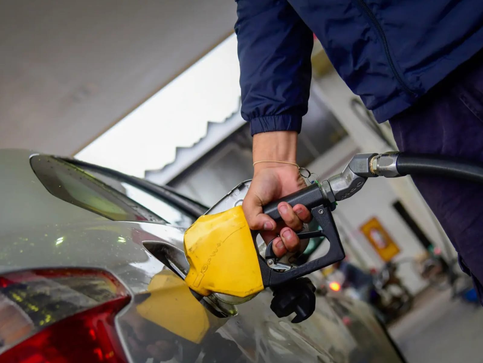 Ancap donará 26.500 litros de gasoil al Sinae para atender emergencias ante tormentas