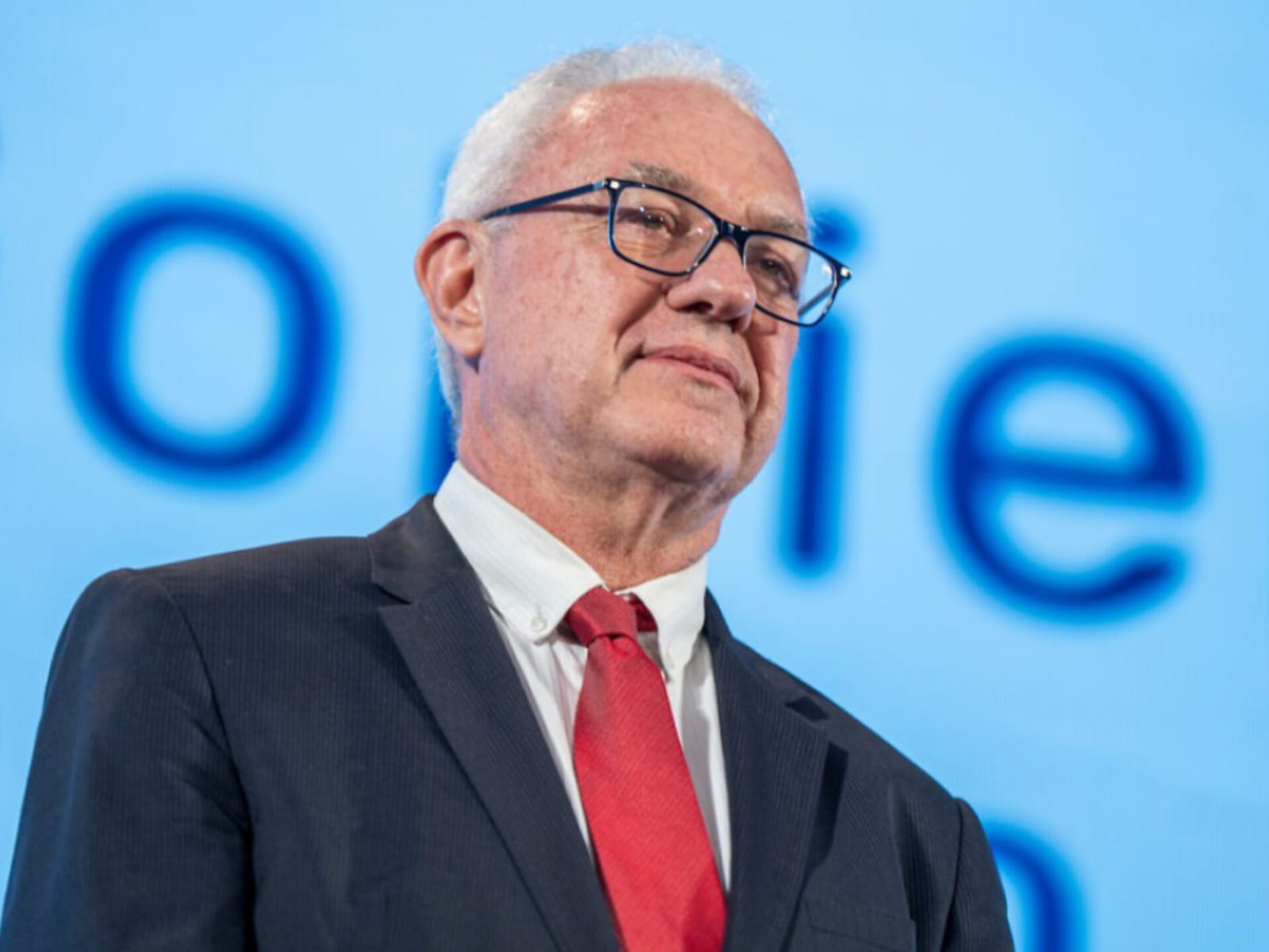 "No puede pasar que haya bloqueo de puentes", sostuvo el Canciller Mario Lubetkin