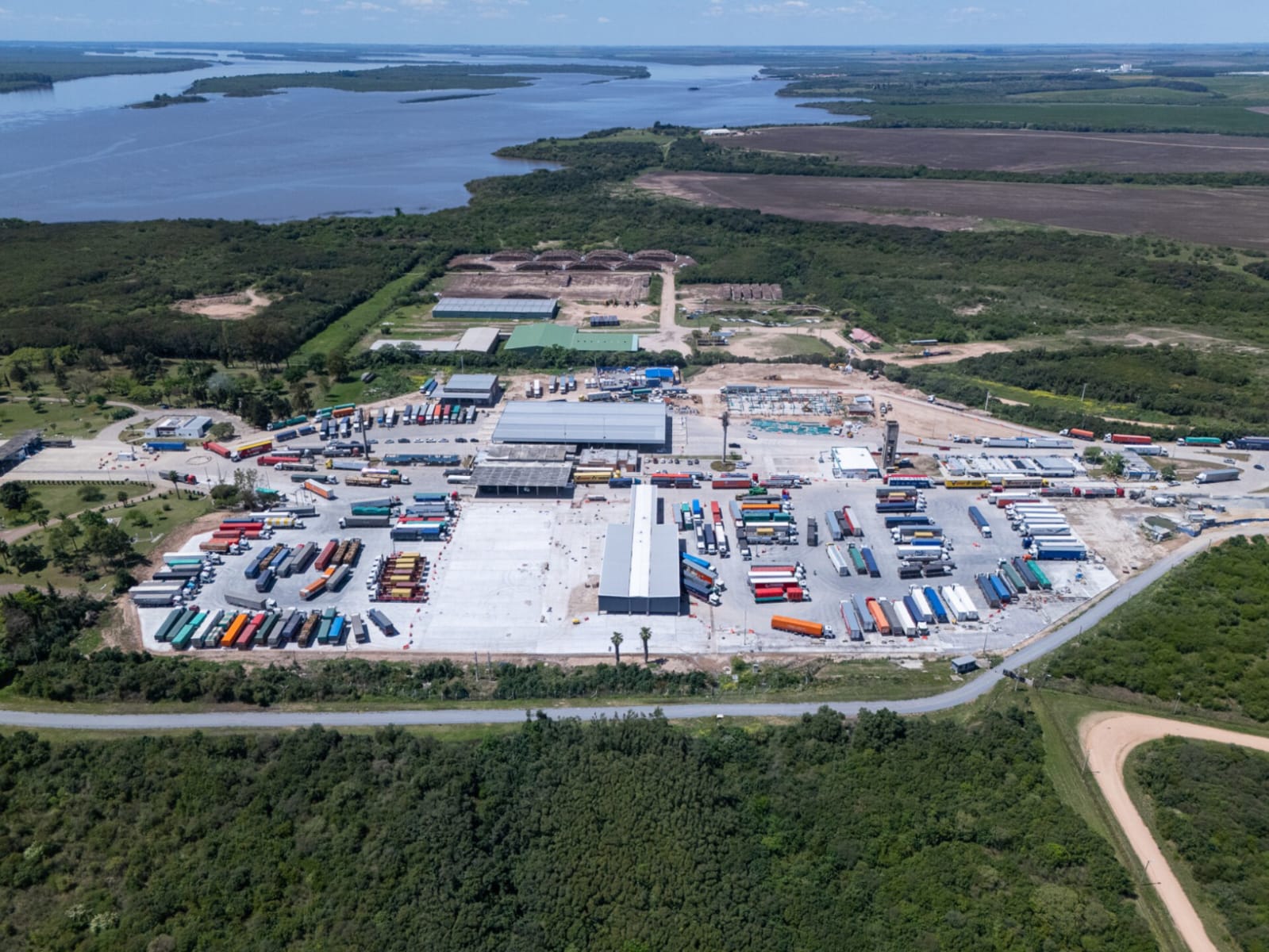 Entra en vigencia este lunes el nuevo régimen de comercio de frontera