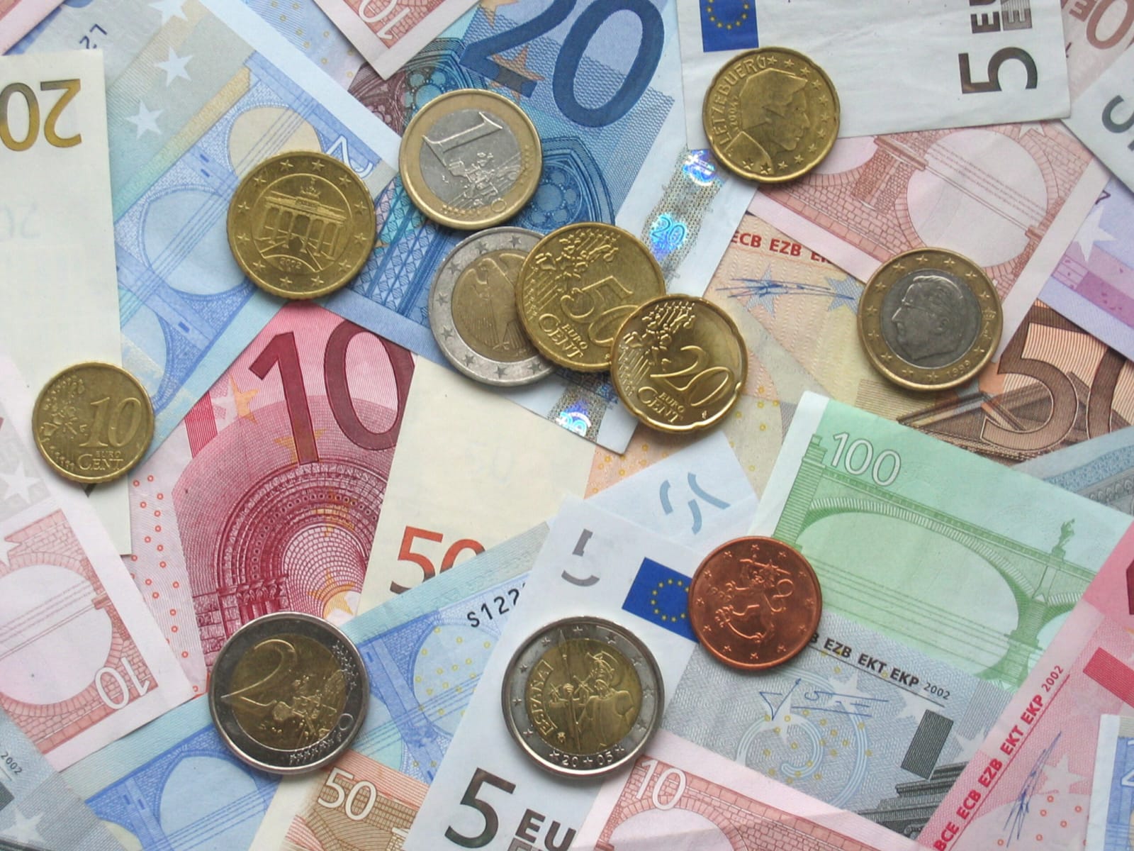 CAF aprobó US$ 980 millones para el desarrollo integral del país