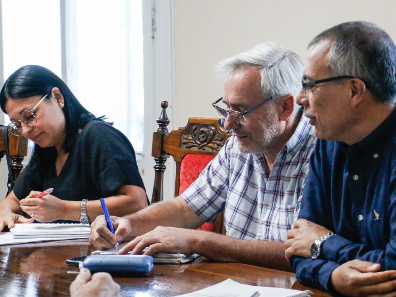 Avanza el diálogo para concretar una planta de compostaje