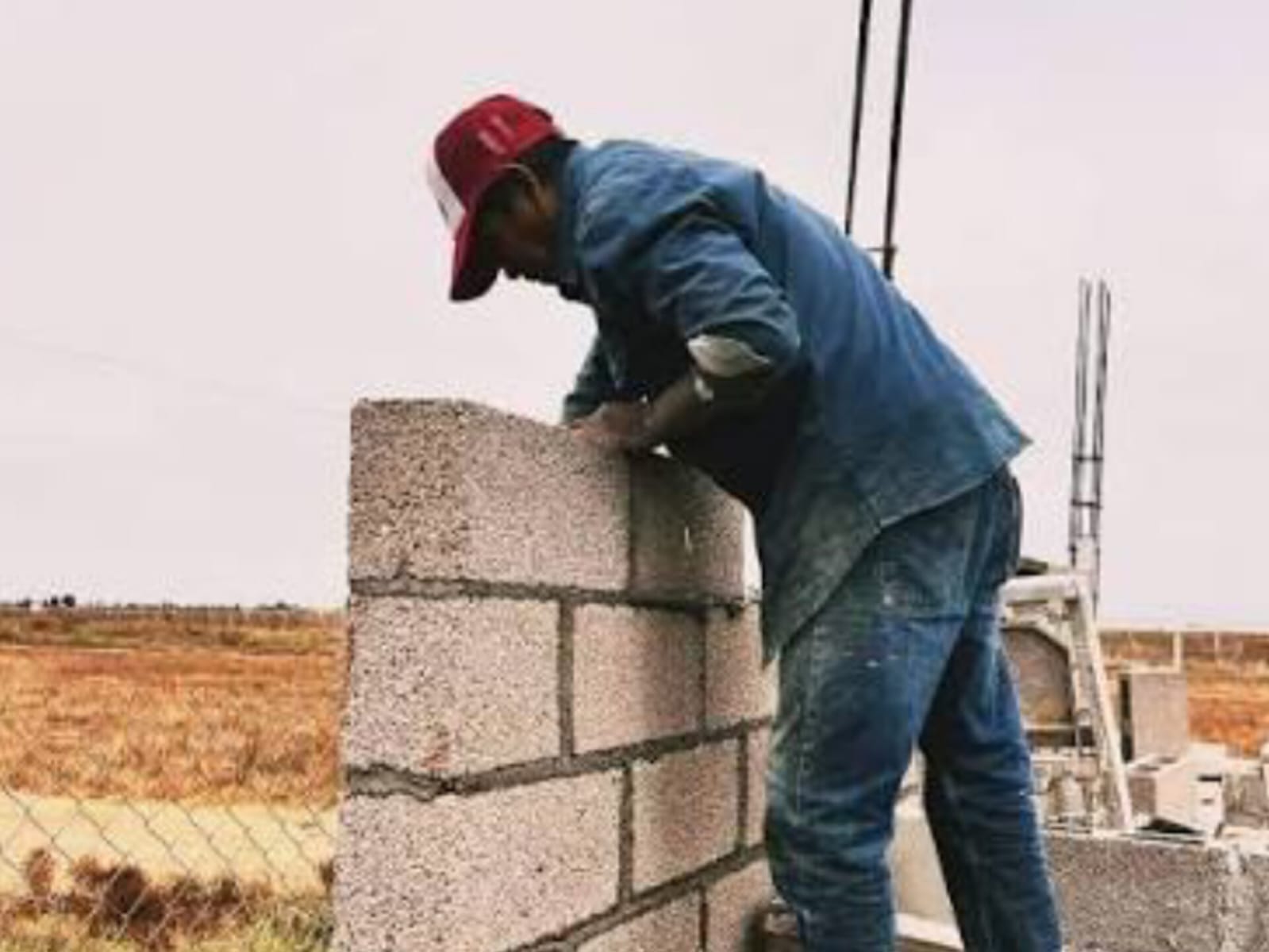 Contratación de oficios en distintas localidades de Río Negro