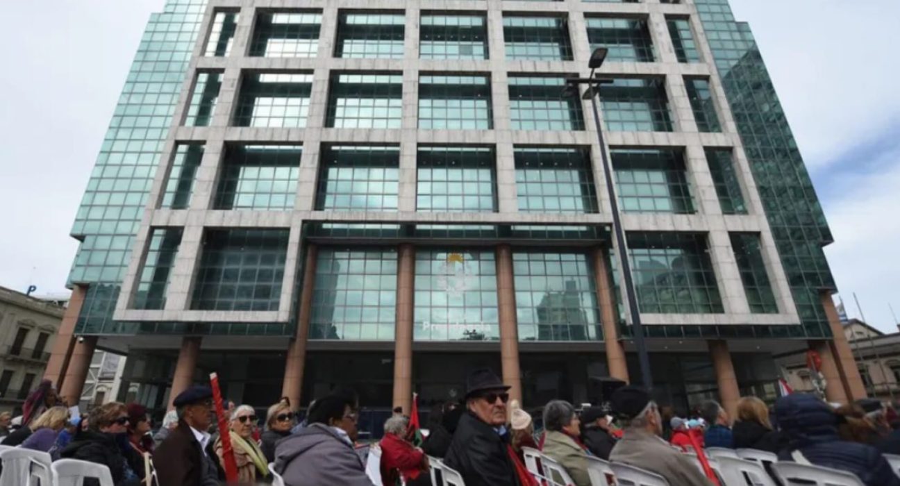 Diálogo Social plantea que las cuentas de AFAP sean “gestionadas por un organismo público”