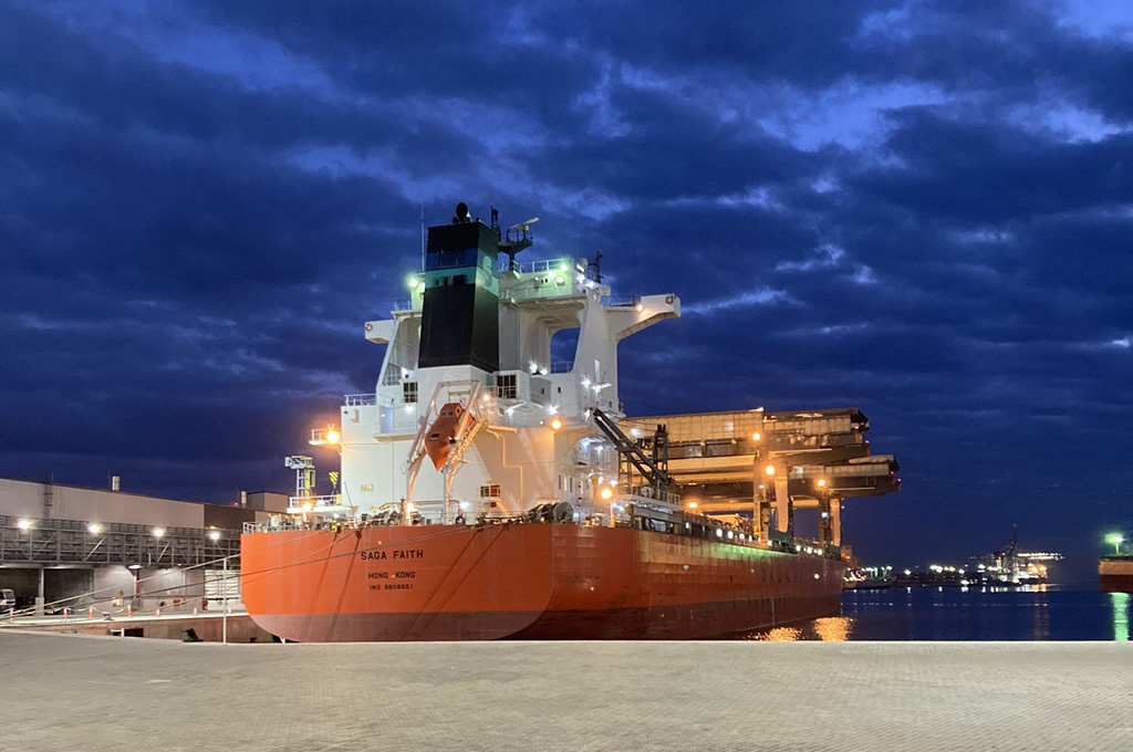 Primer embarque proveniente de UPM 2 zarpó desde el Puerto de Montevideo