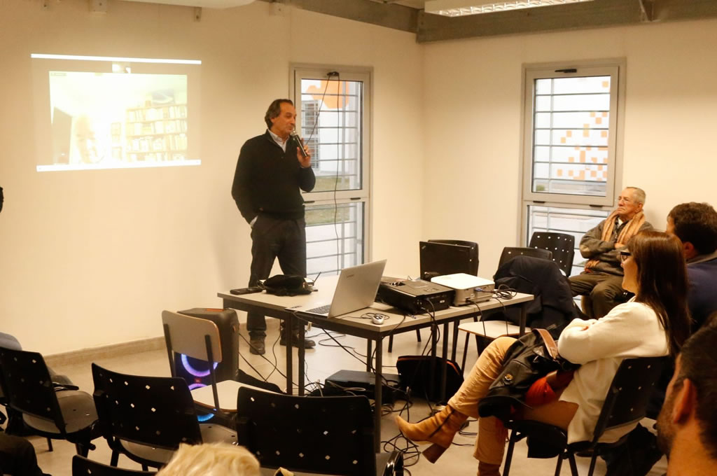 Encuentro de Huertas Orgánicas realizado en el IAE